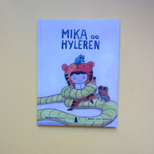 Last inn bildet i Galleri-visningsprogrammet, Mika og hyleren
