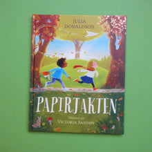 Last inn bildet i Galleri-visningsprogrammet, Papirjakten
