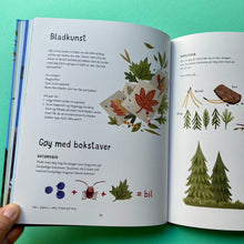 Load image into Gallery viewer, Ut i skogen!
