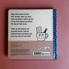 Load image into Gallery viewer, Maja pusser tenner

